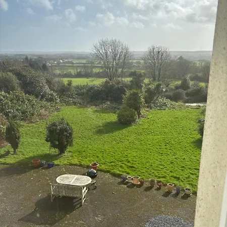 Ballynona House Bed & Breakfast 4*