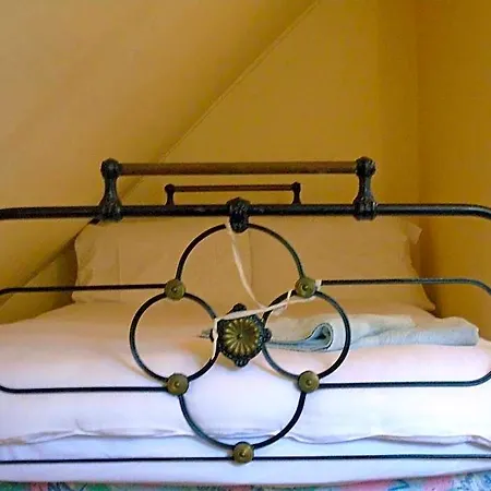 Ballynona House Bed & Breakfast 4*